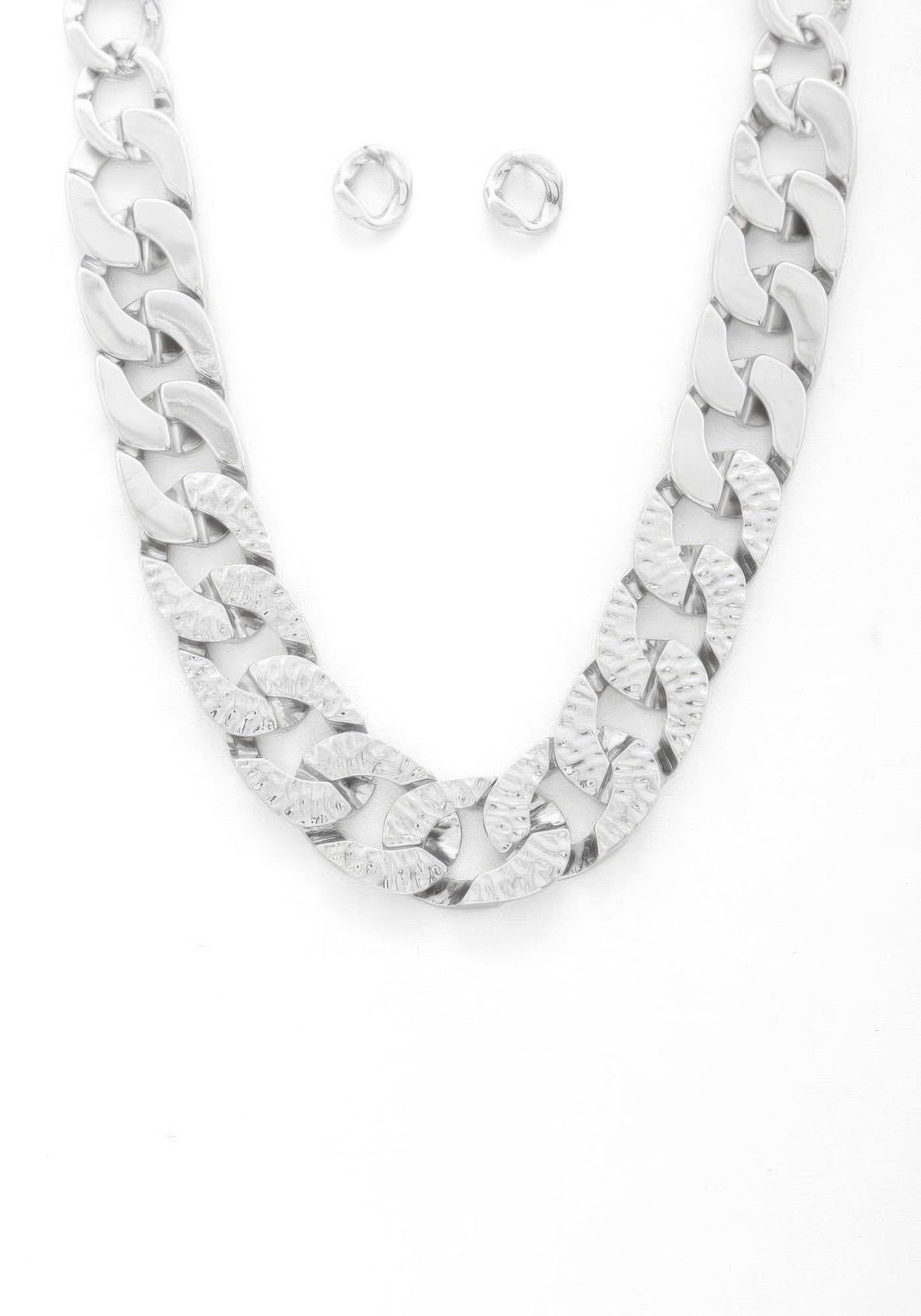 Glam Curb Link Necklace